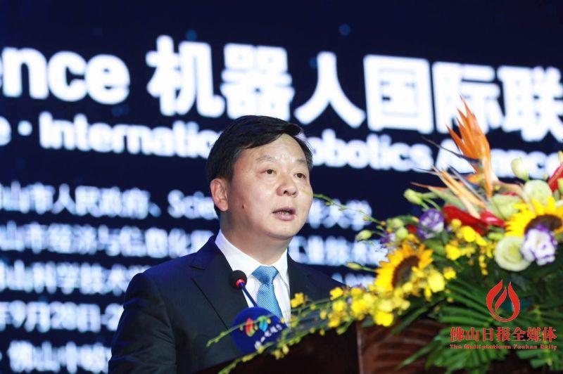 探秘2025香港正版资料，免费观看的潮流时代，探秘香港正版资料，免费观看潮流时代的秘密