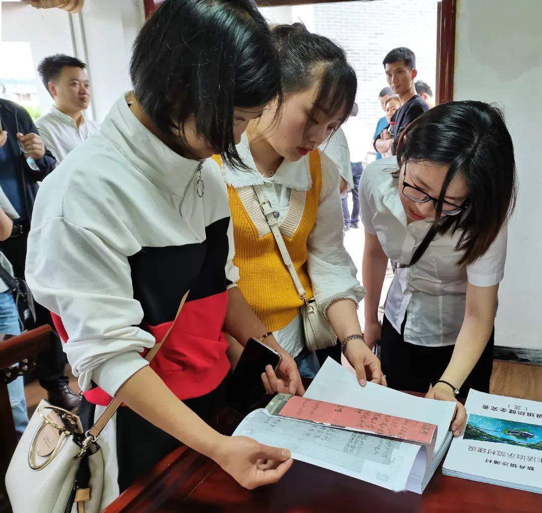 7822曾夫人论坛现场开状，一场网络热门话题的盛宴，曾夫人论坛现场热议，网络热门话题盛宴开启