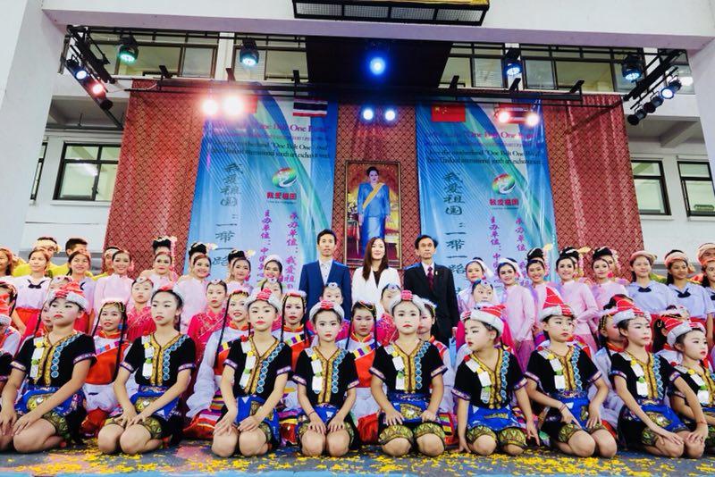 香港公司与ROM，跨界合作的典范，香港公司与ROM，跨界合作的典范典范