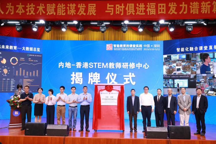 2025年香港正版资料免费直播，新时代的资讯共享浪潮，香港正版资料免费直播，新时代的资讯共享浪潮来临
